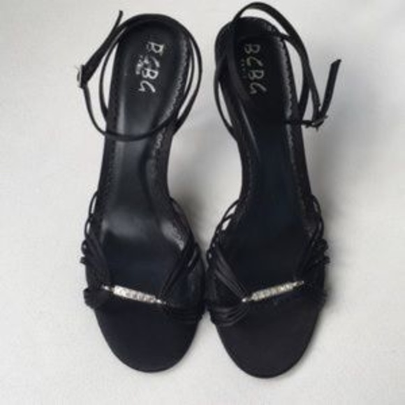 BCBG Paris 4” Black Strappy Heel w/Rhinestone Bar.. - Picture 2 of 8